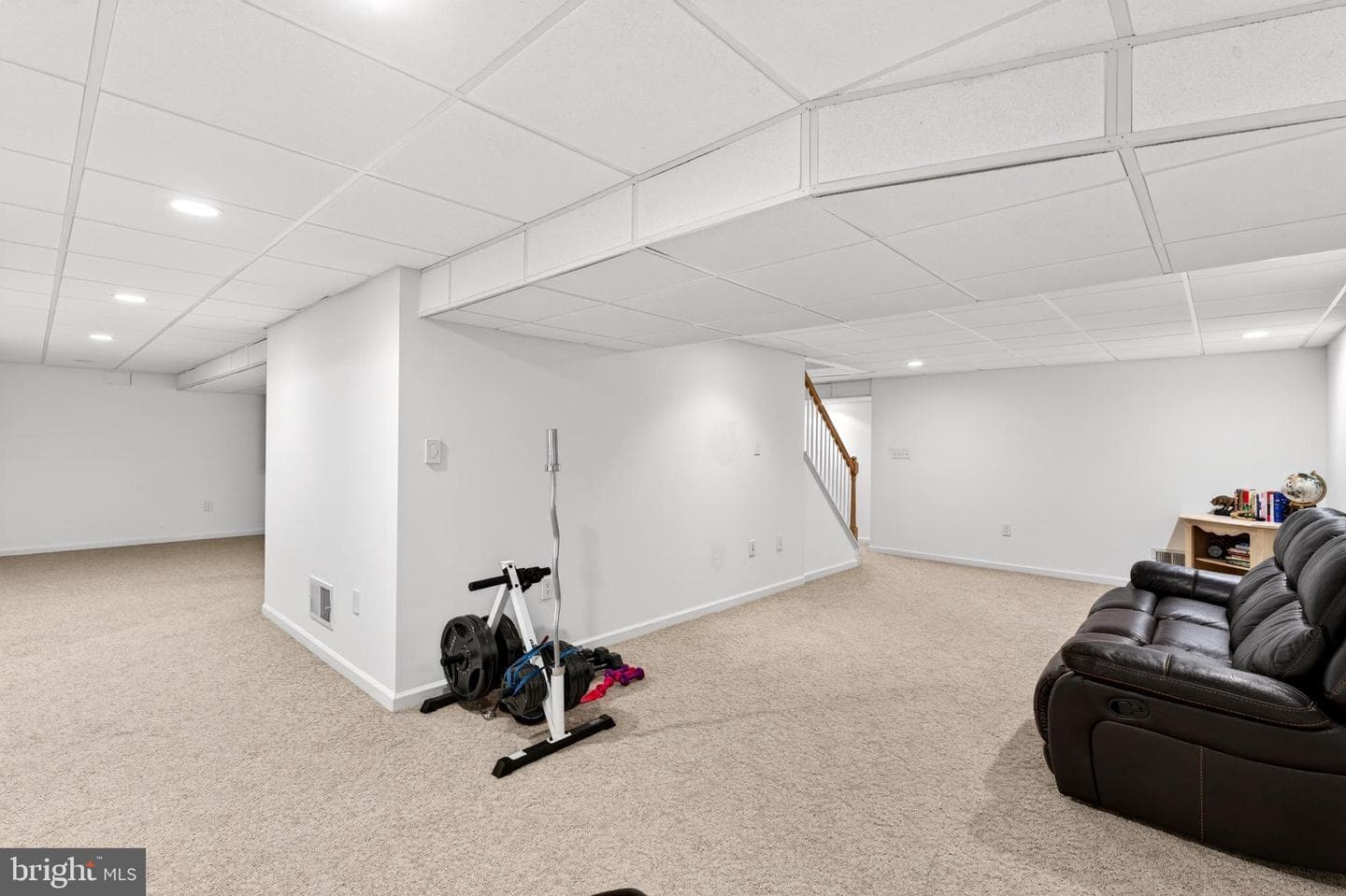 100 Longview Drive photo 46