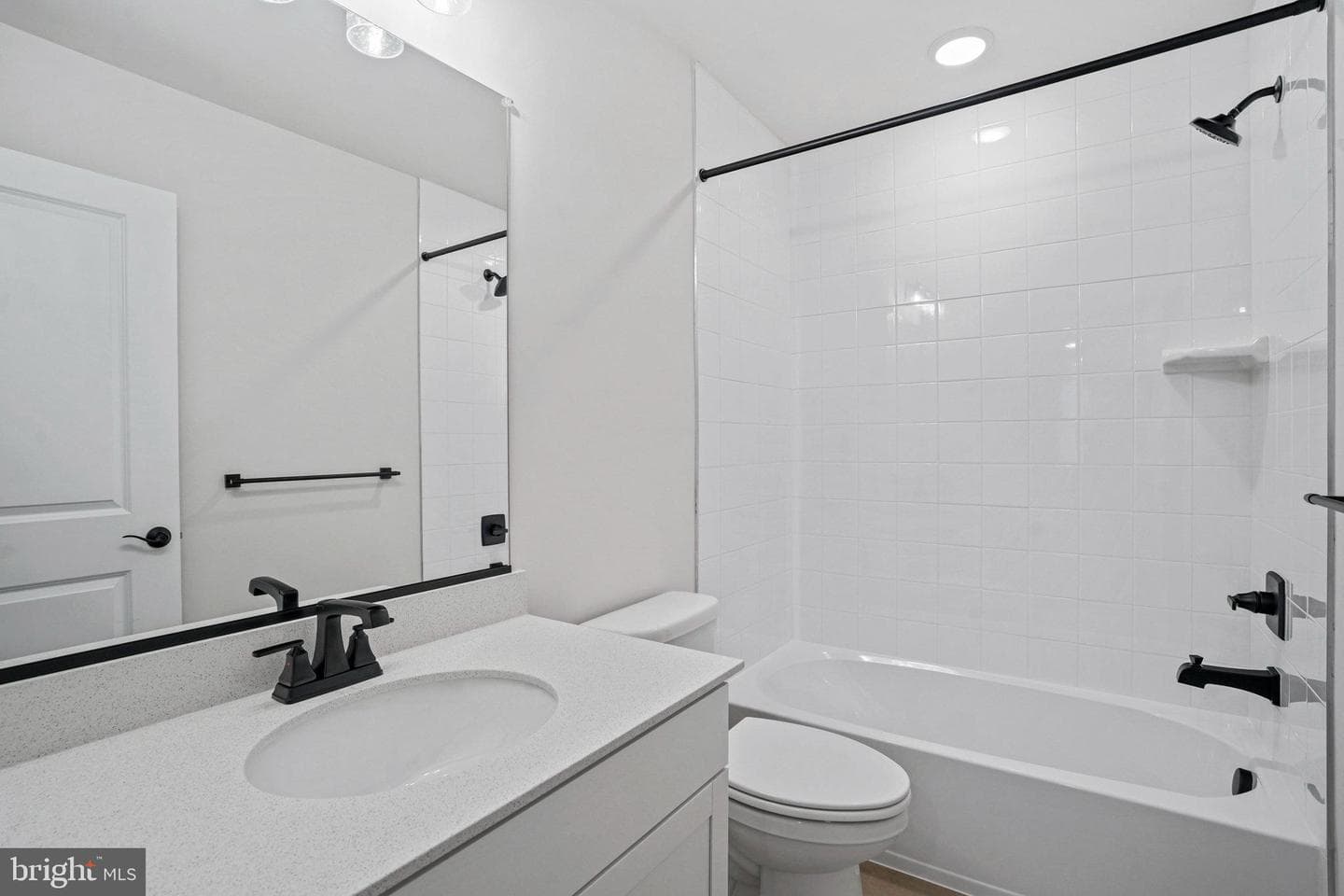 136 Catalpa Drive photo 30
