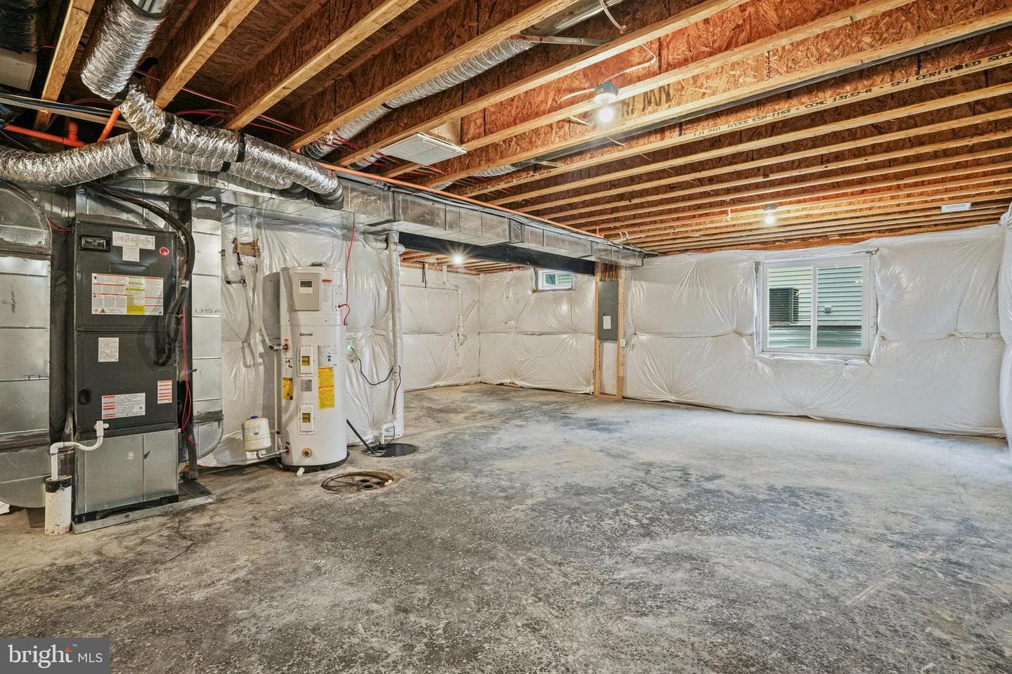 136 Catalpa Drive photo 36