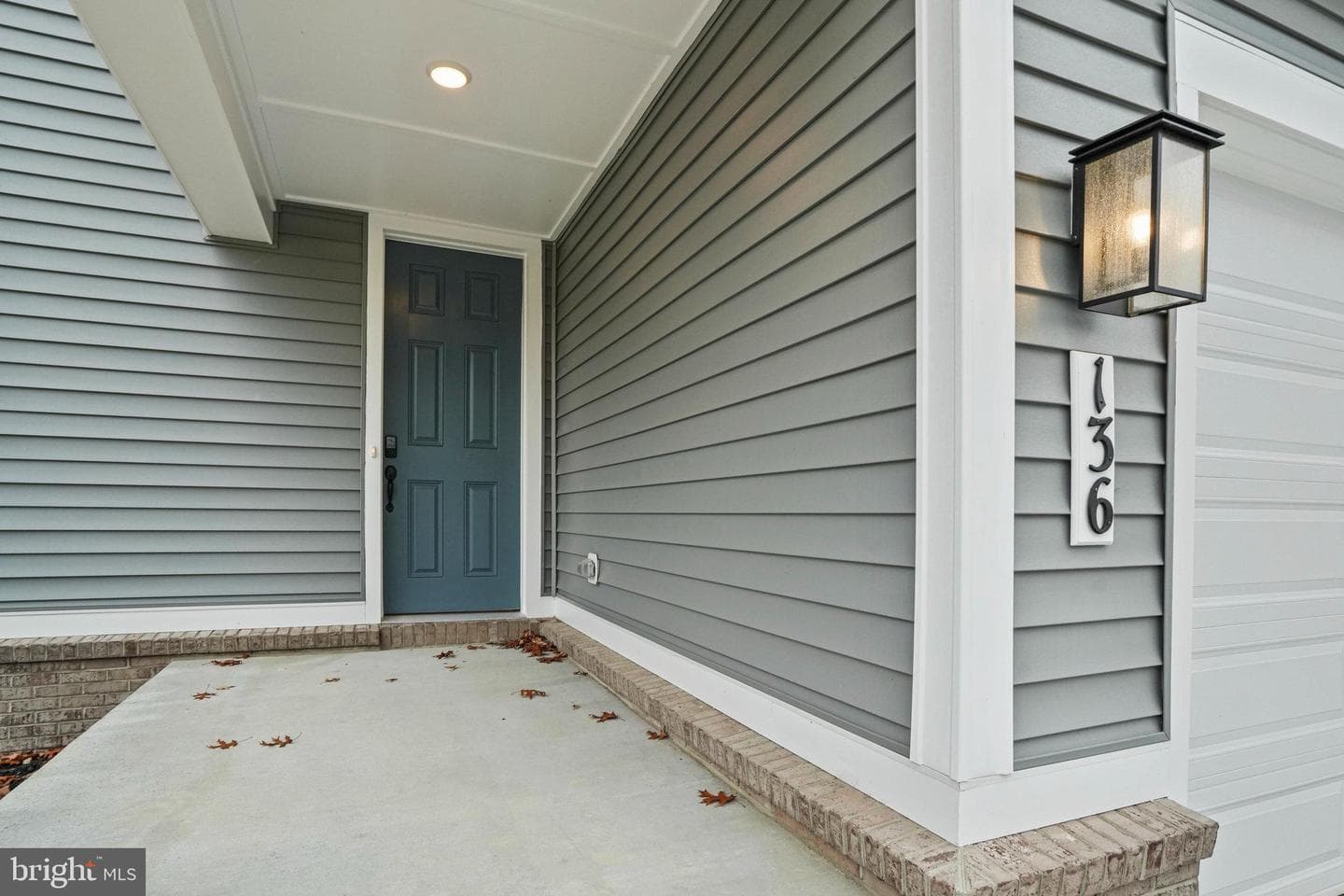 136 Catalpa Drive photo 4