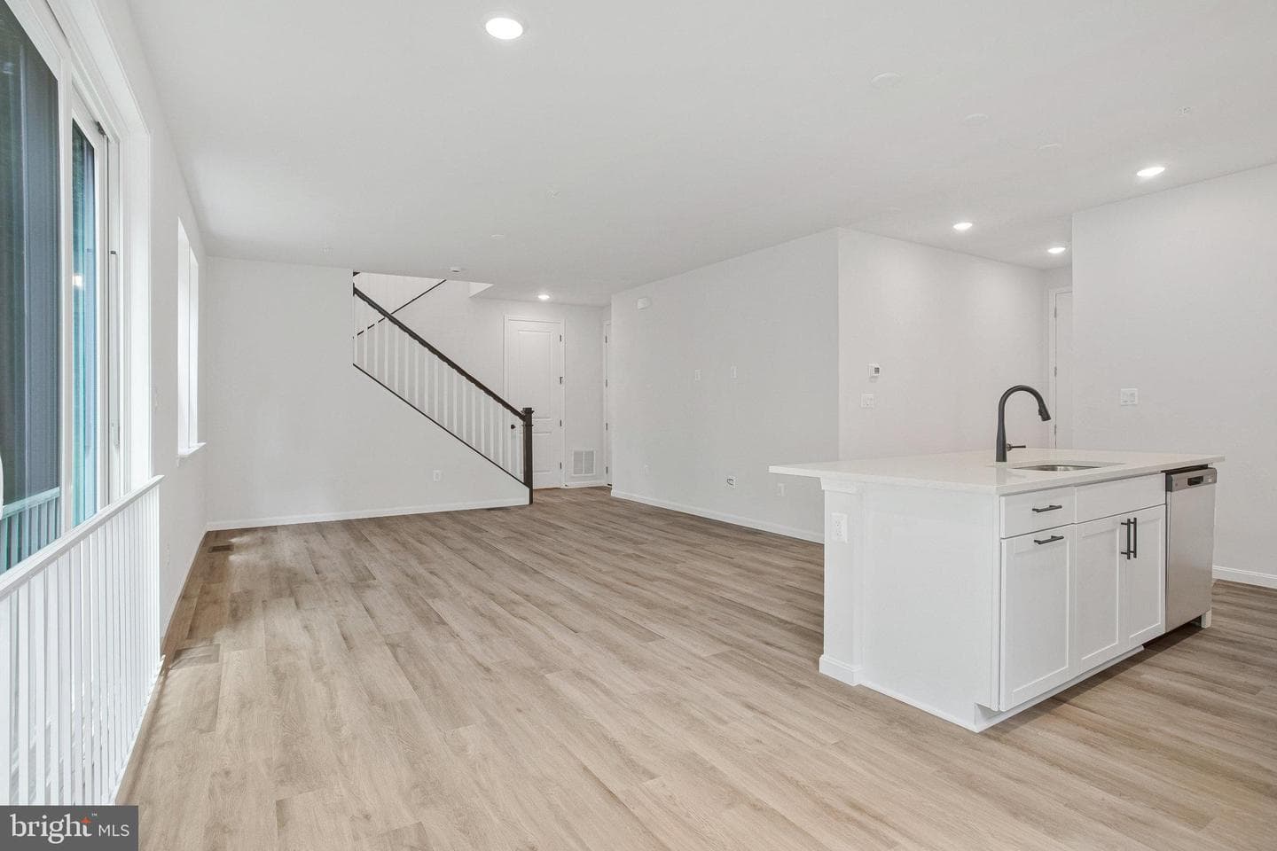 104 Catalpa Drive photo 14