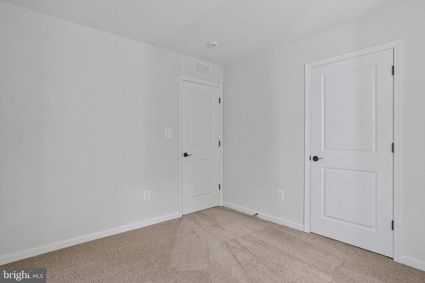 104 Catalpa Drive photo 26