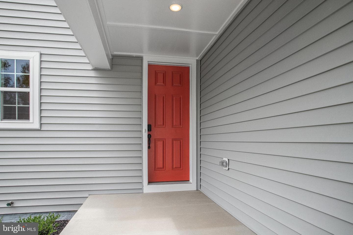104 Catalpa Drive photo 4