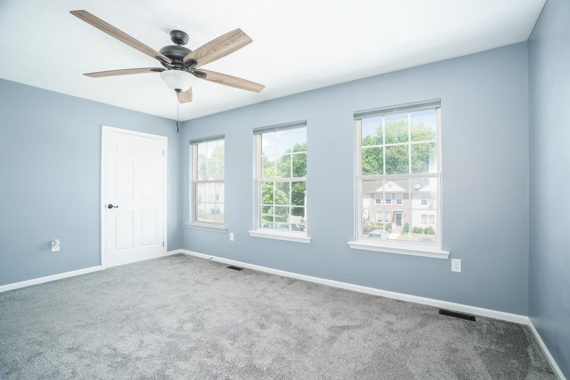 129 Mahogany Drive photo 11