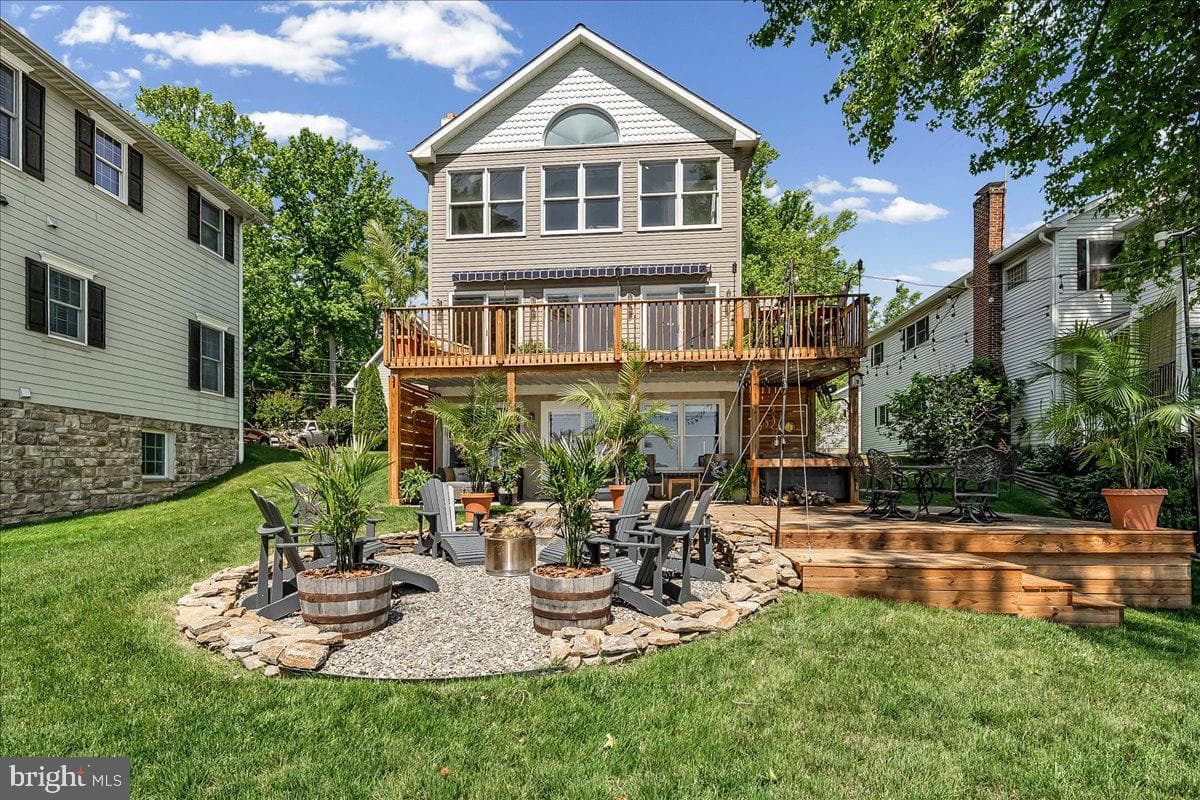 12 Park Ln, Elkton