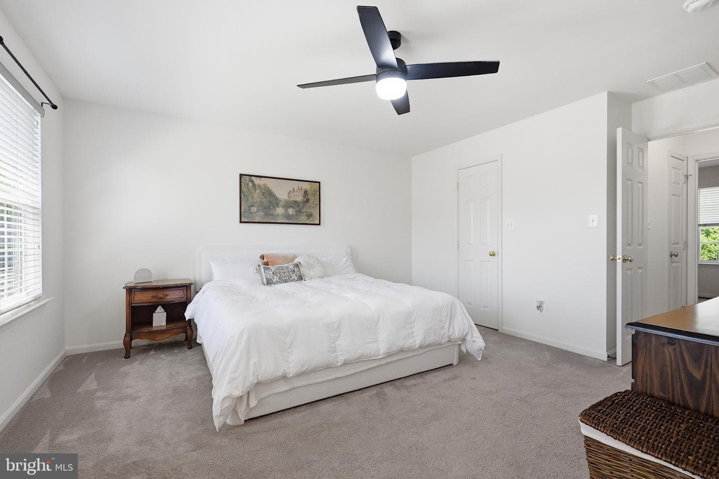 146 Flintstone Drive photo 15