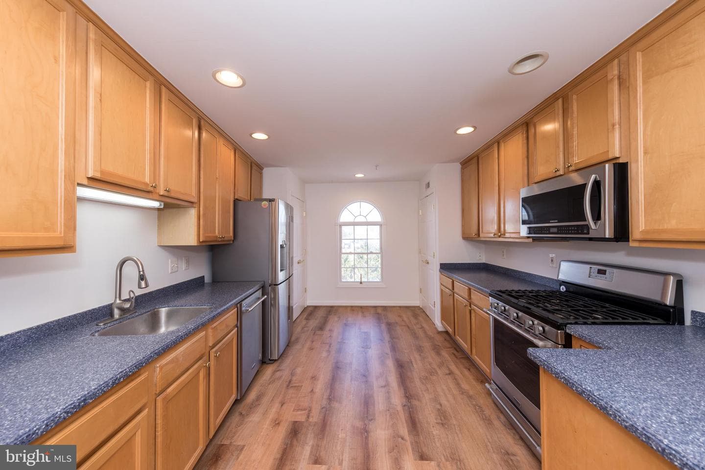 33 Owens Landing Court photo 5