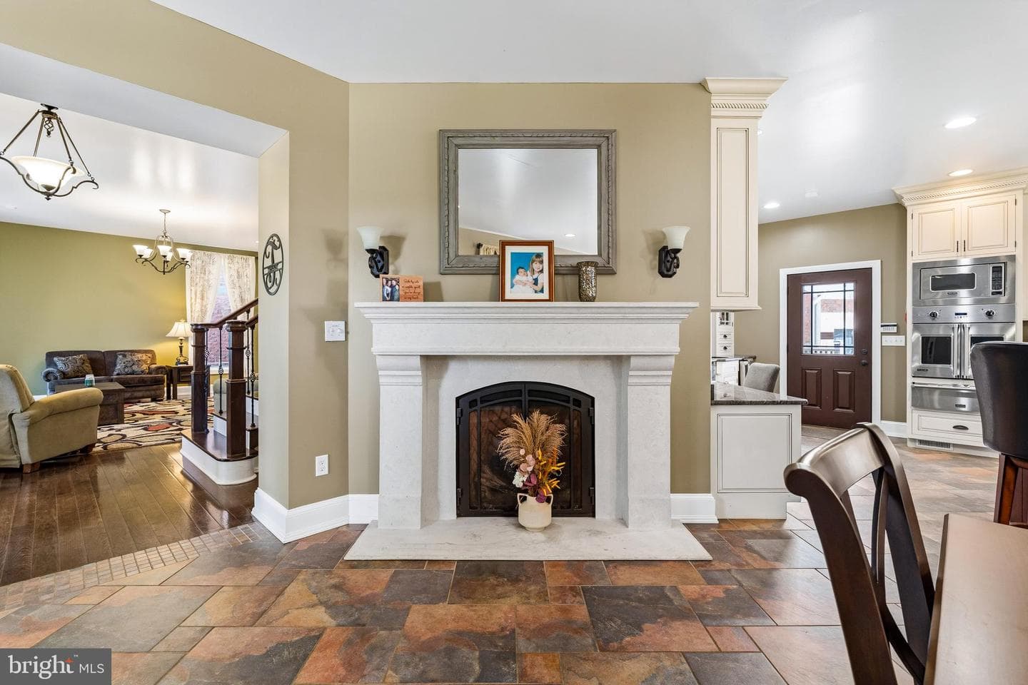 36 Appleton Road photo 10