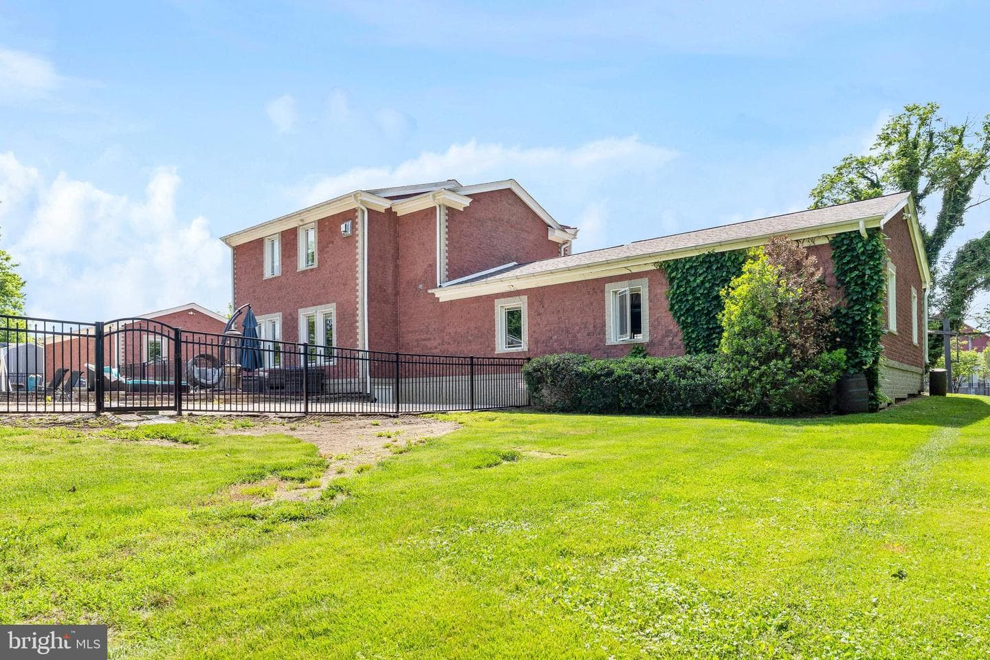 36 Appleton Road photo 58