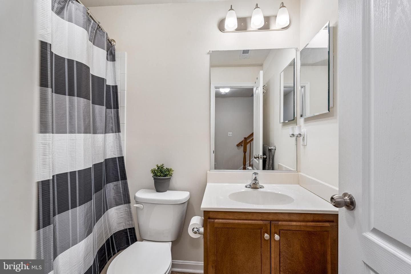 233 Stewart Road photo 27