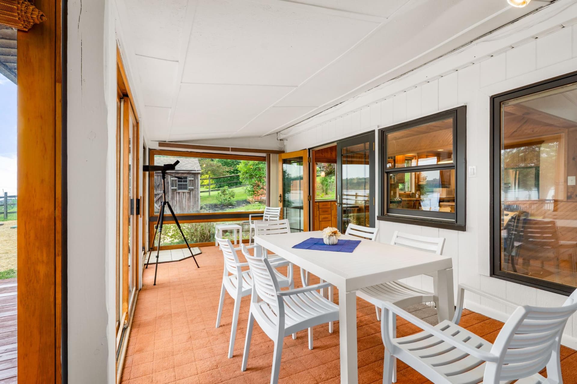 64 S Shore Road photo 27