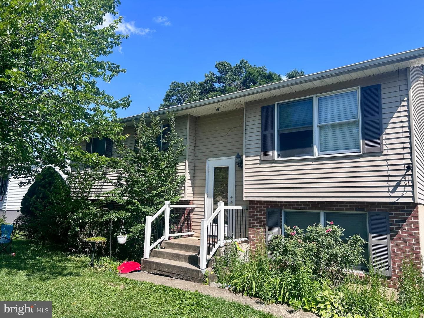 307 E Village Road, Elkton
