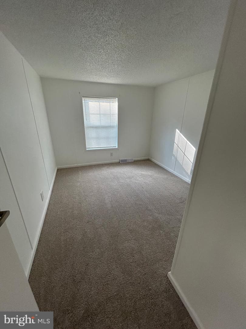 11 Wildwood Ln photo 8