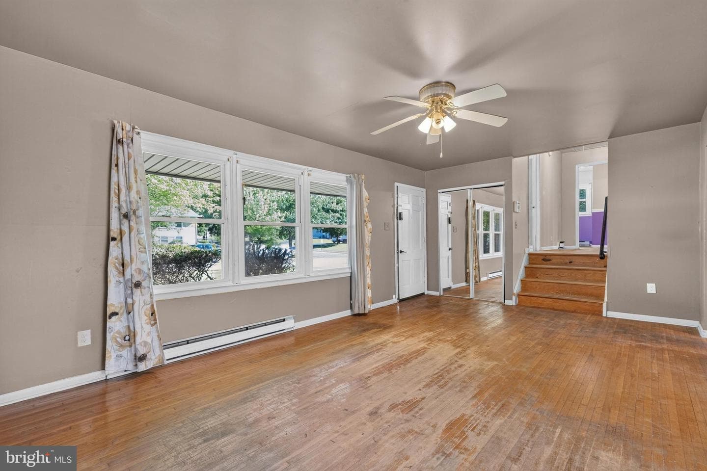 242 Courtney Drive photo 13