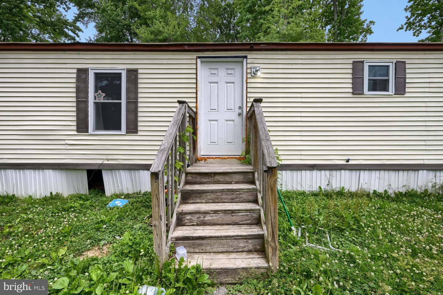 107 Michigan Court photo 1