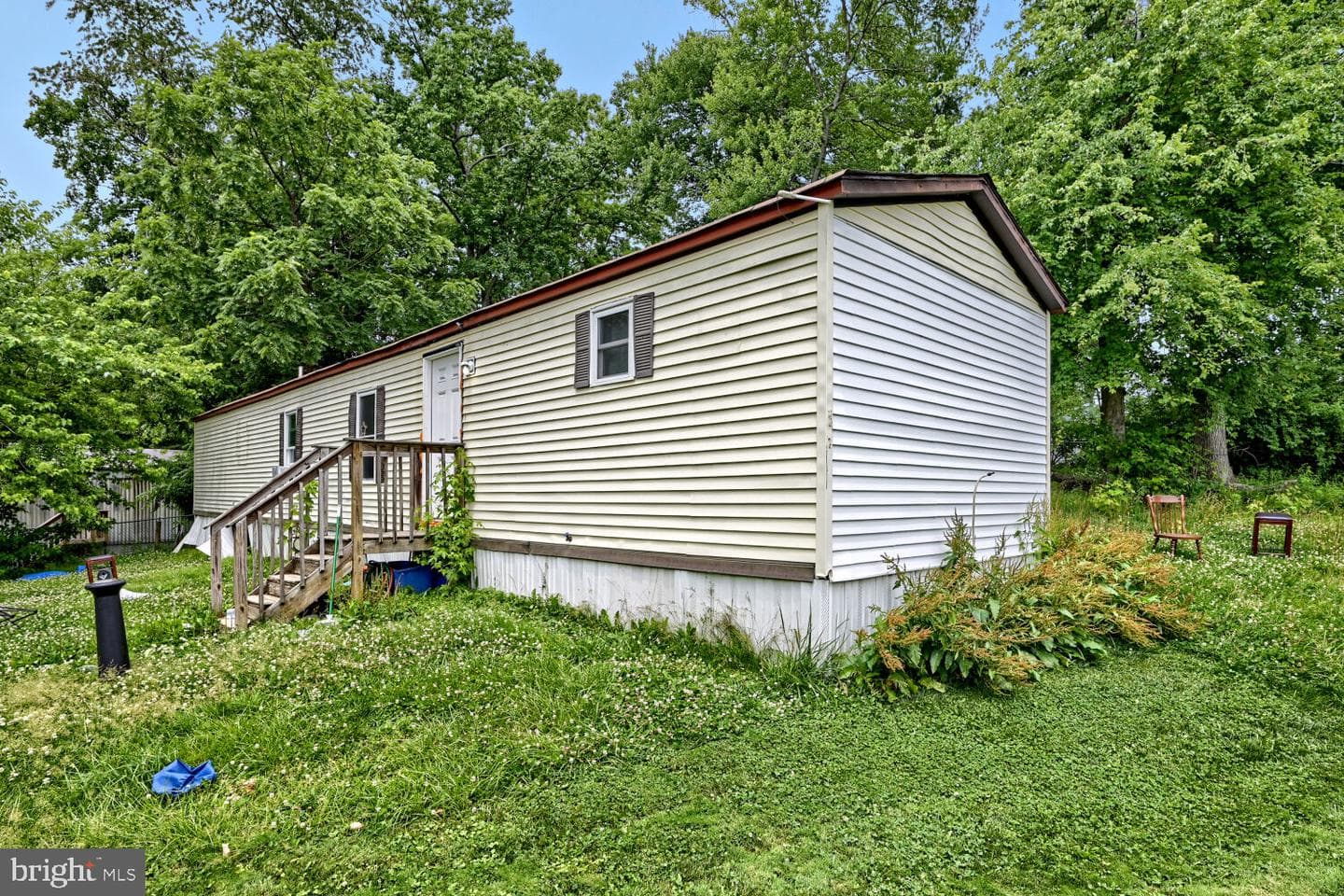 107 Michigan Court photo 4