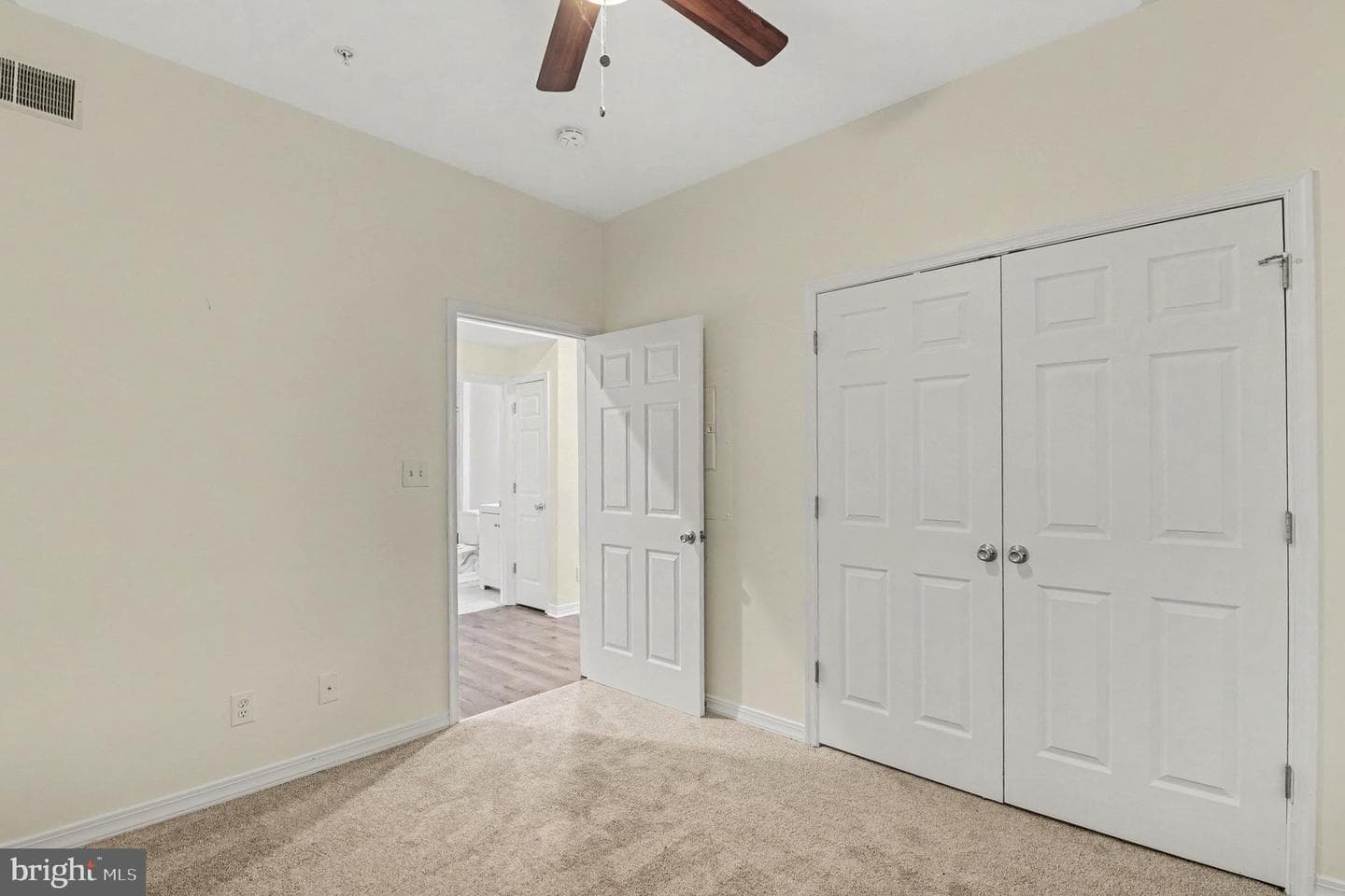 231 Roundhouse Drive #3i photo 21