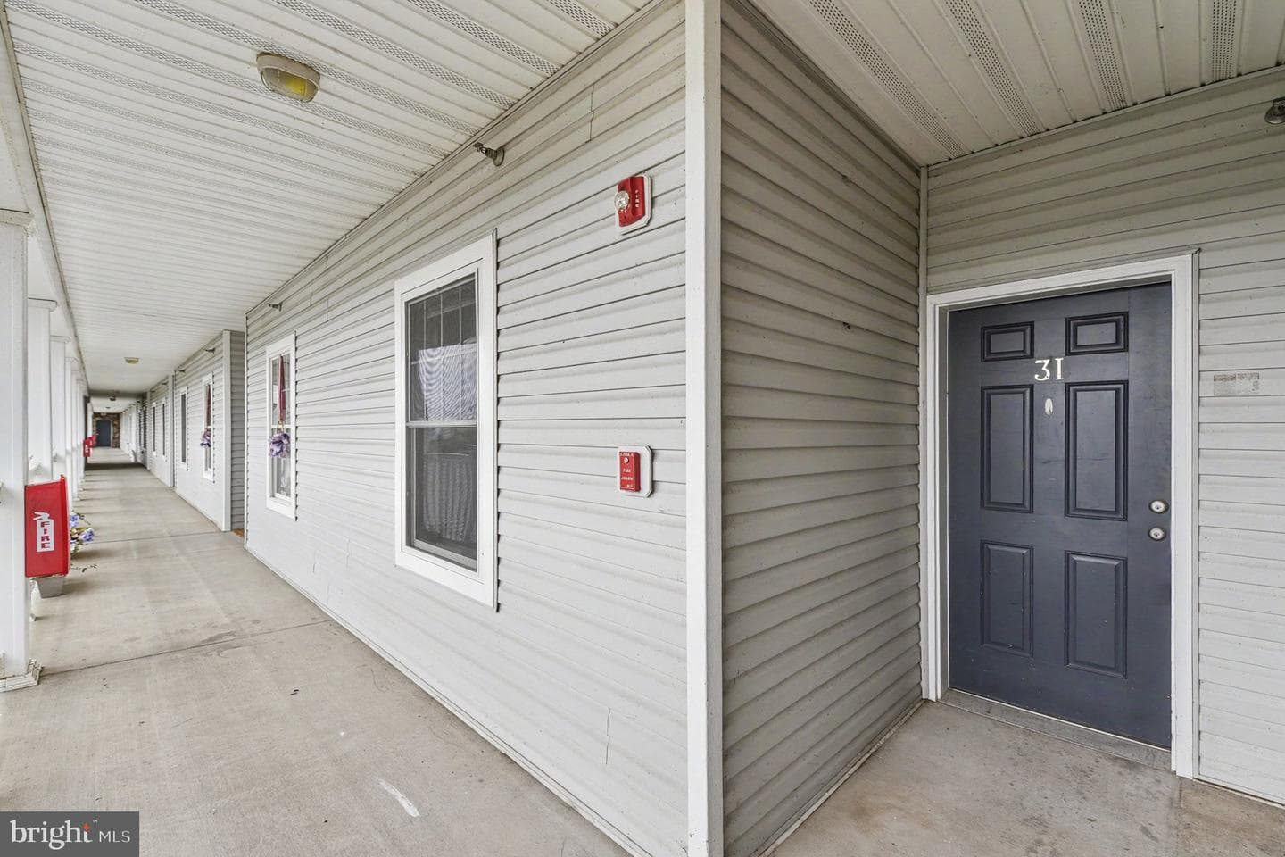 231 Roundhouse Drive #3i photo 3