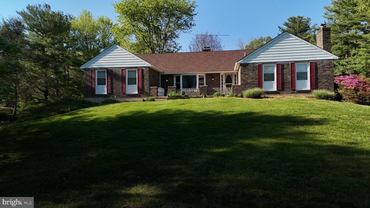 169 Providence Road photo 4