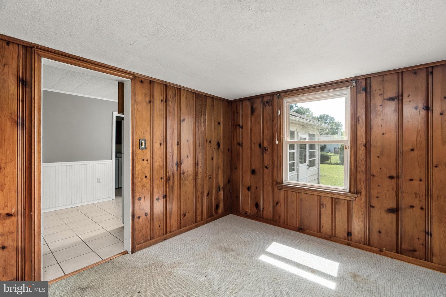 402 Park Place photo 12