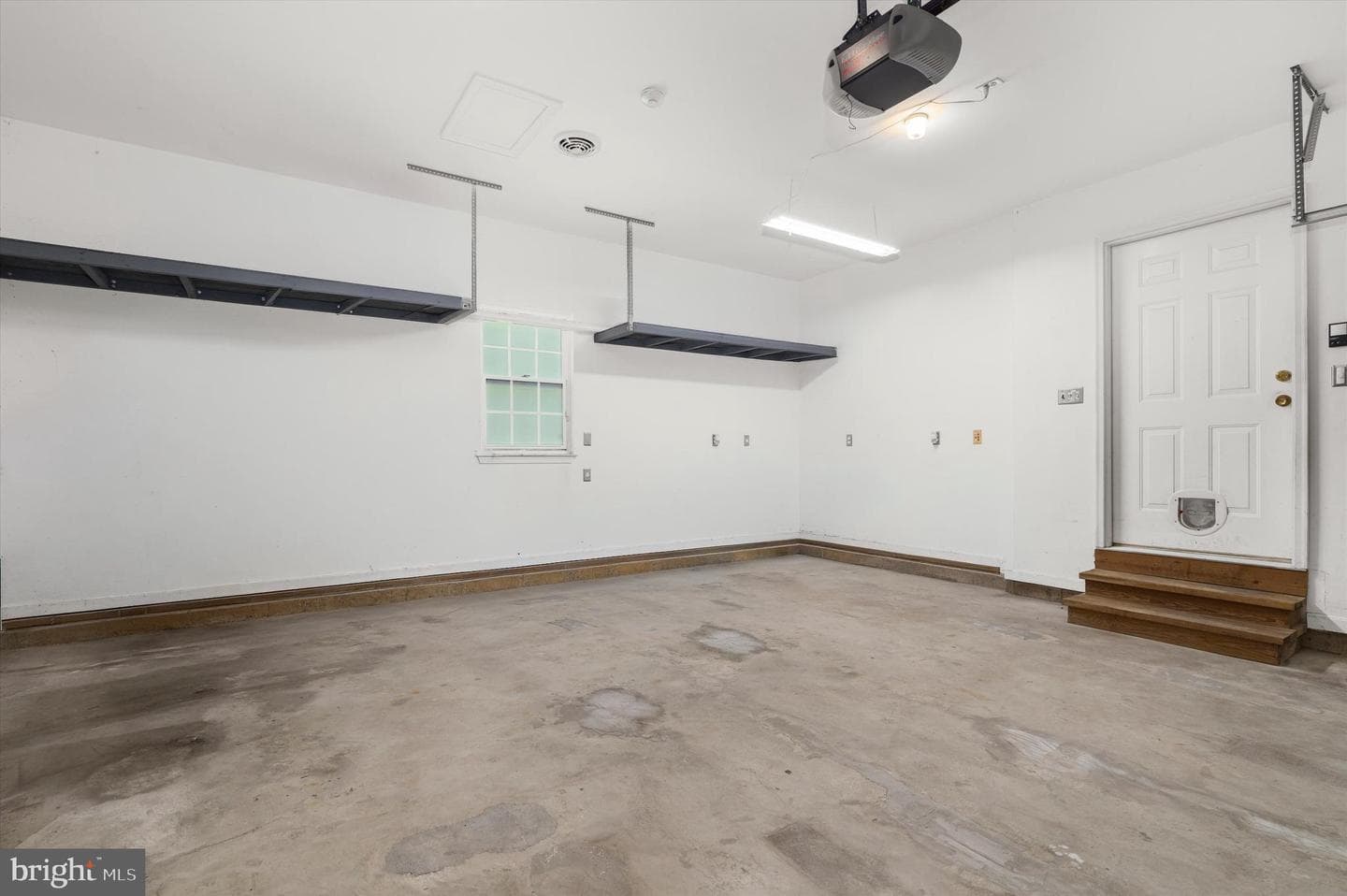 213 Ariel Avenue photo 42