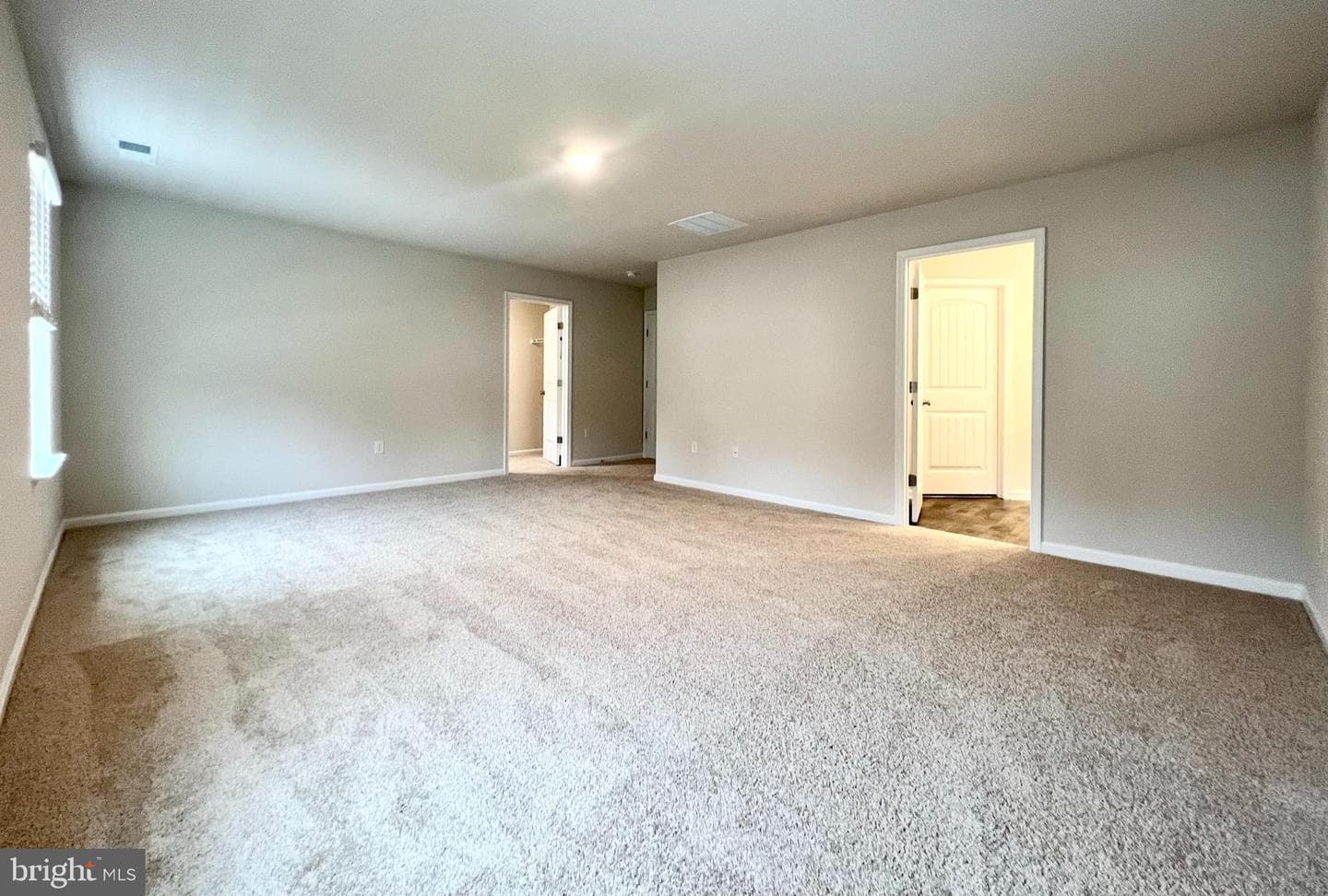 602 Heathrow Circle photo 20
