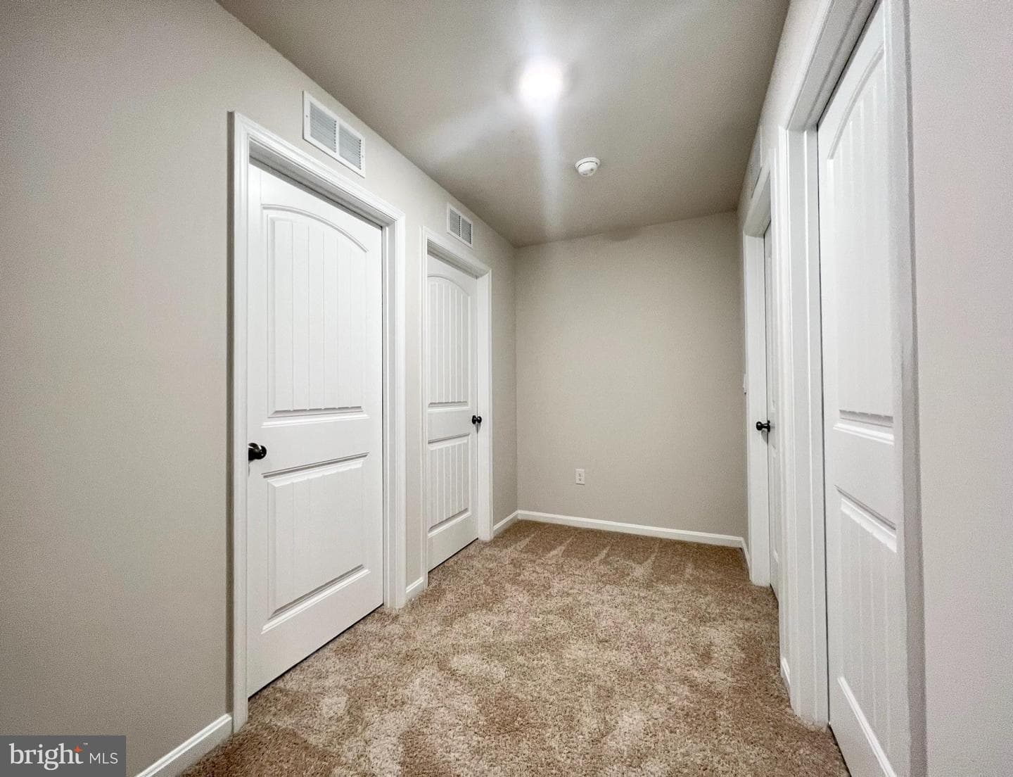 602 Heathrow Circle photo 26