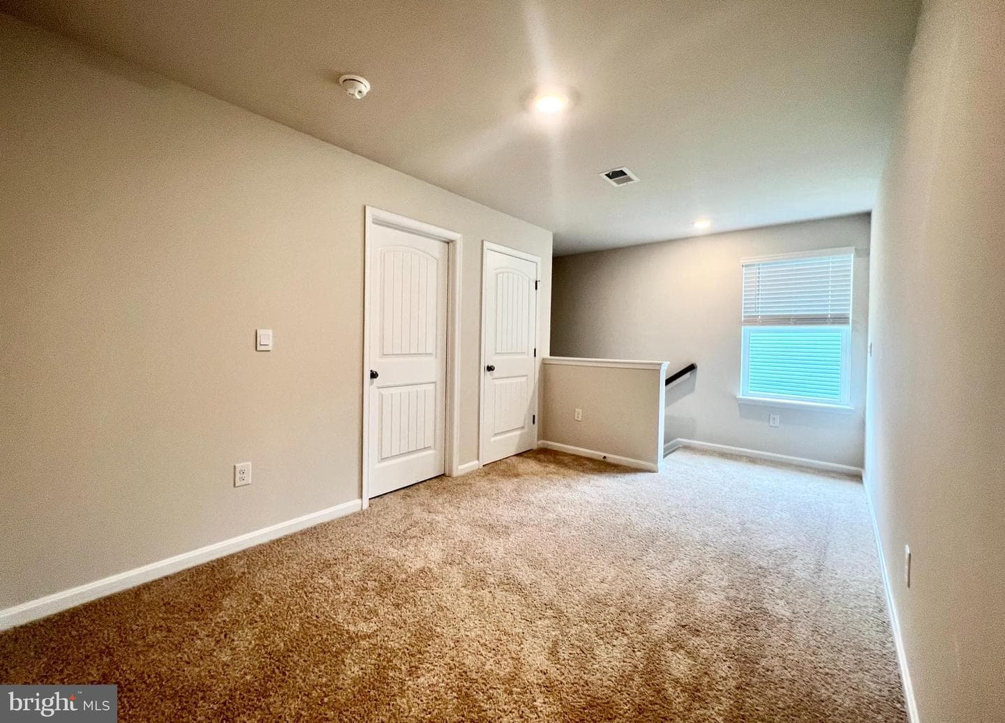 602 Heathrow Circle photo 34
