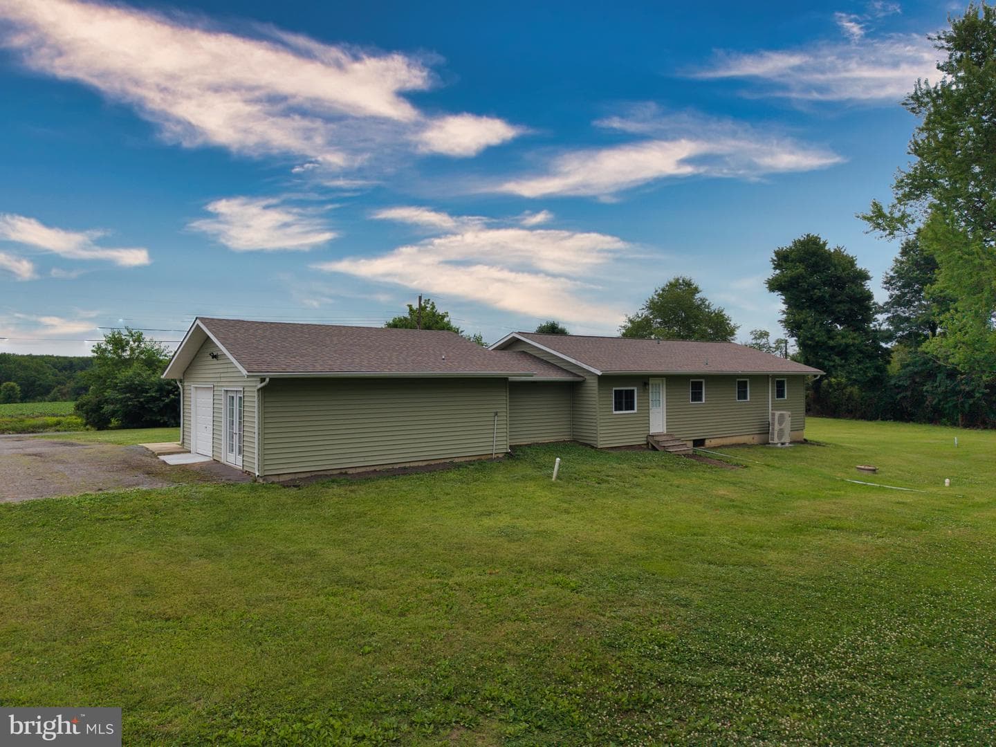 61 N Rth Simpers Road photo 10