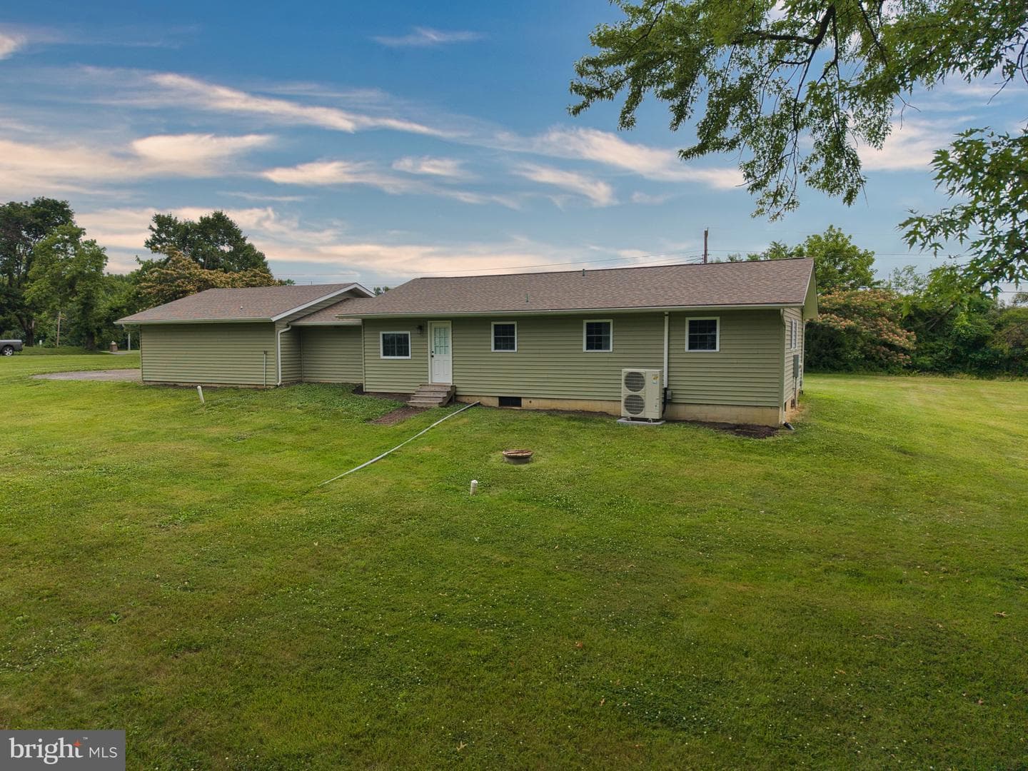 61 N Rth Simpers Road photo 12