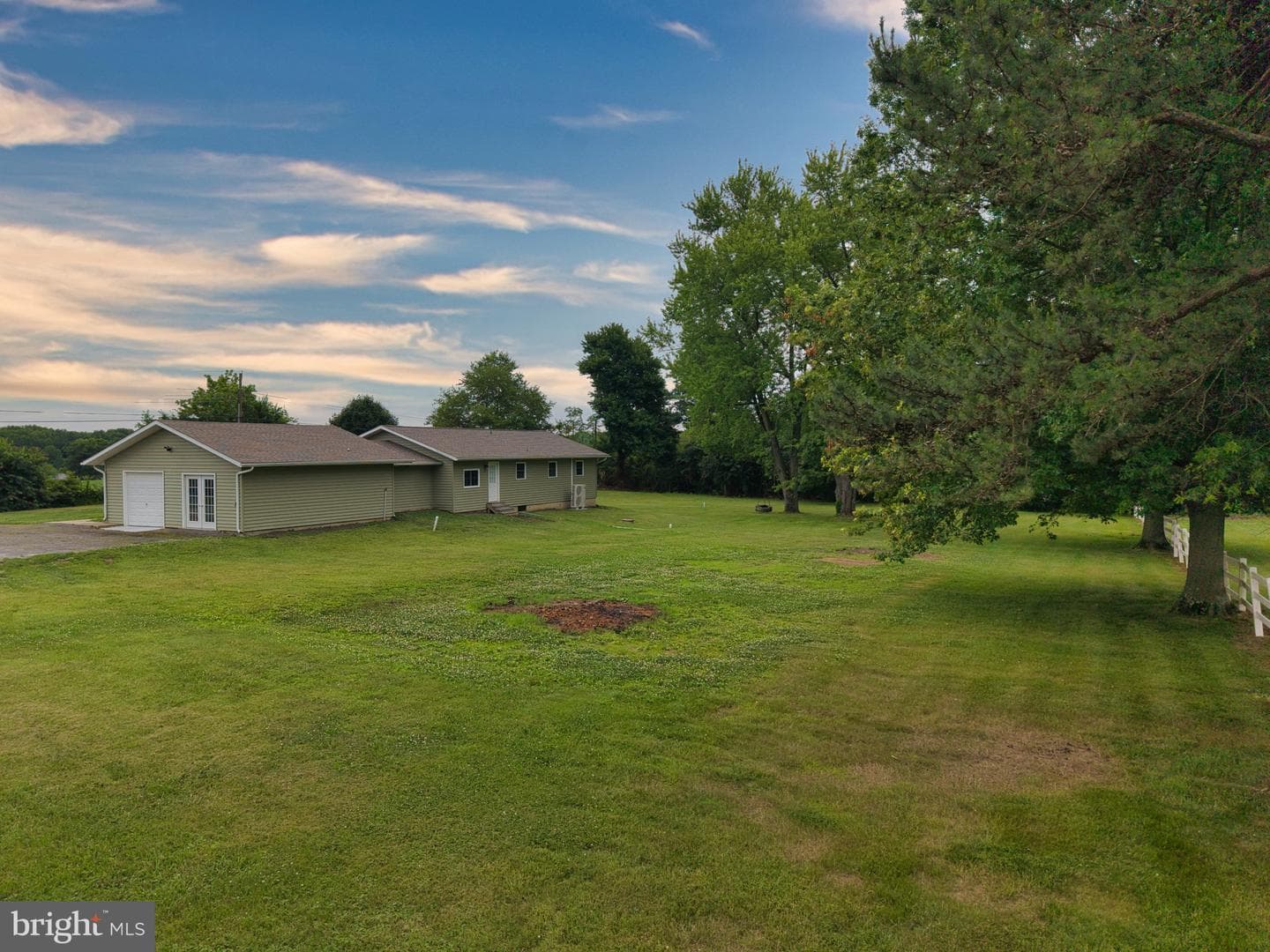 61 N Rth Simpers Road photo 9