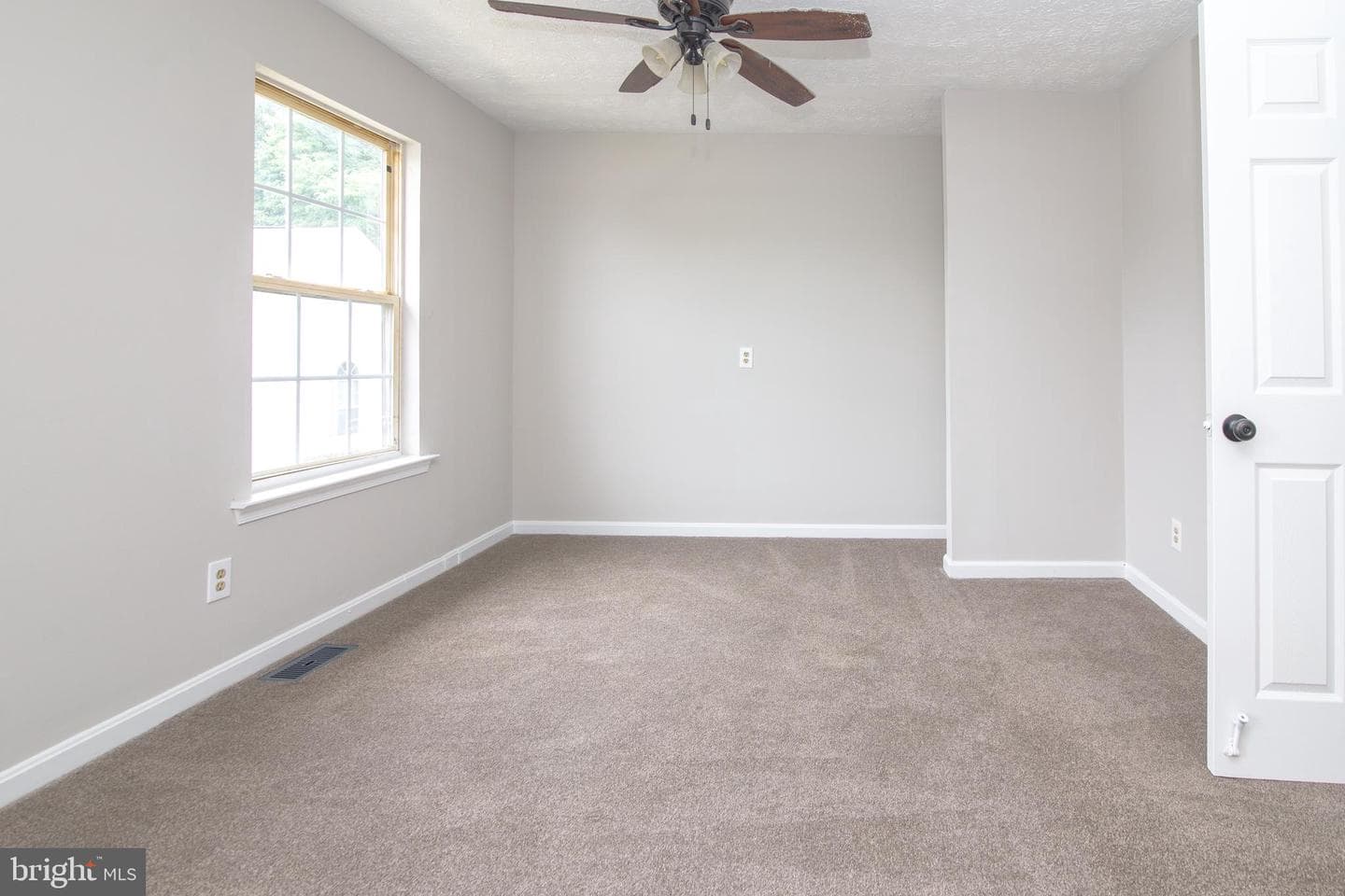 503 Buttonwoods Road photo 12