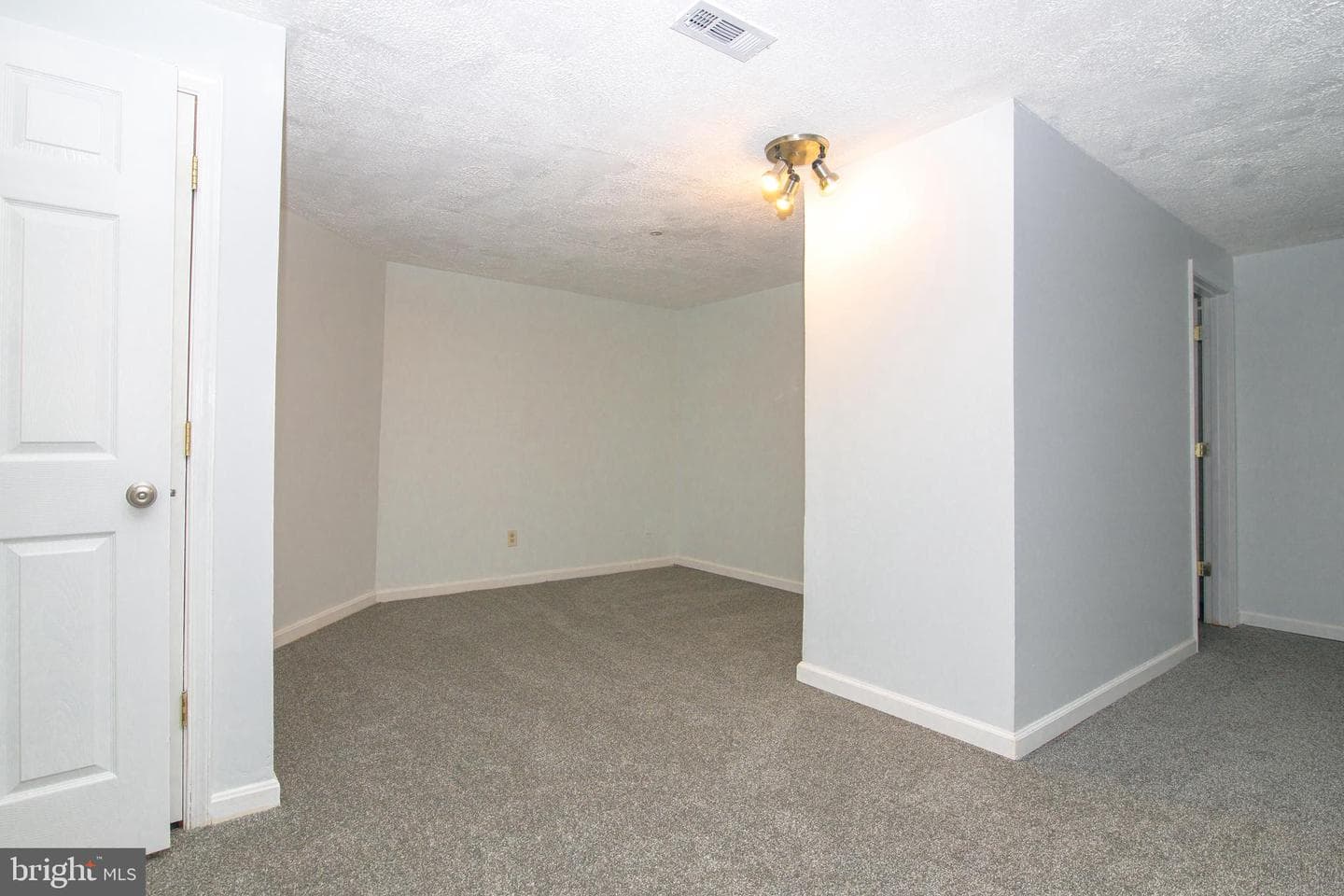503 Buttonwoods Road photo 20