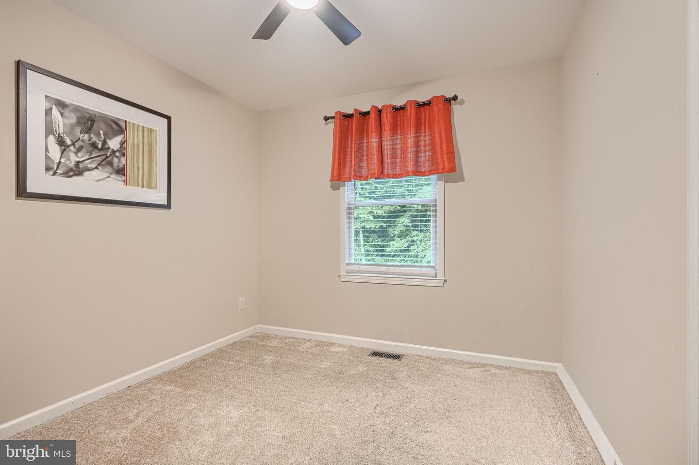 72 Catalpa Drive photo 14