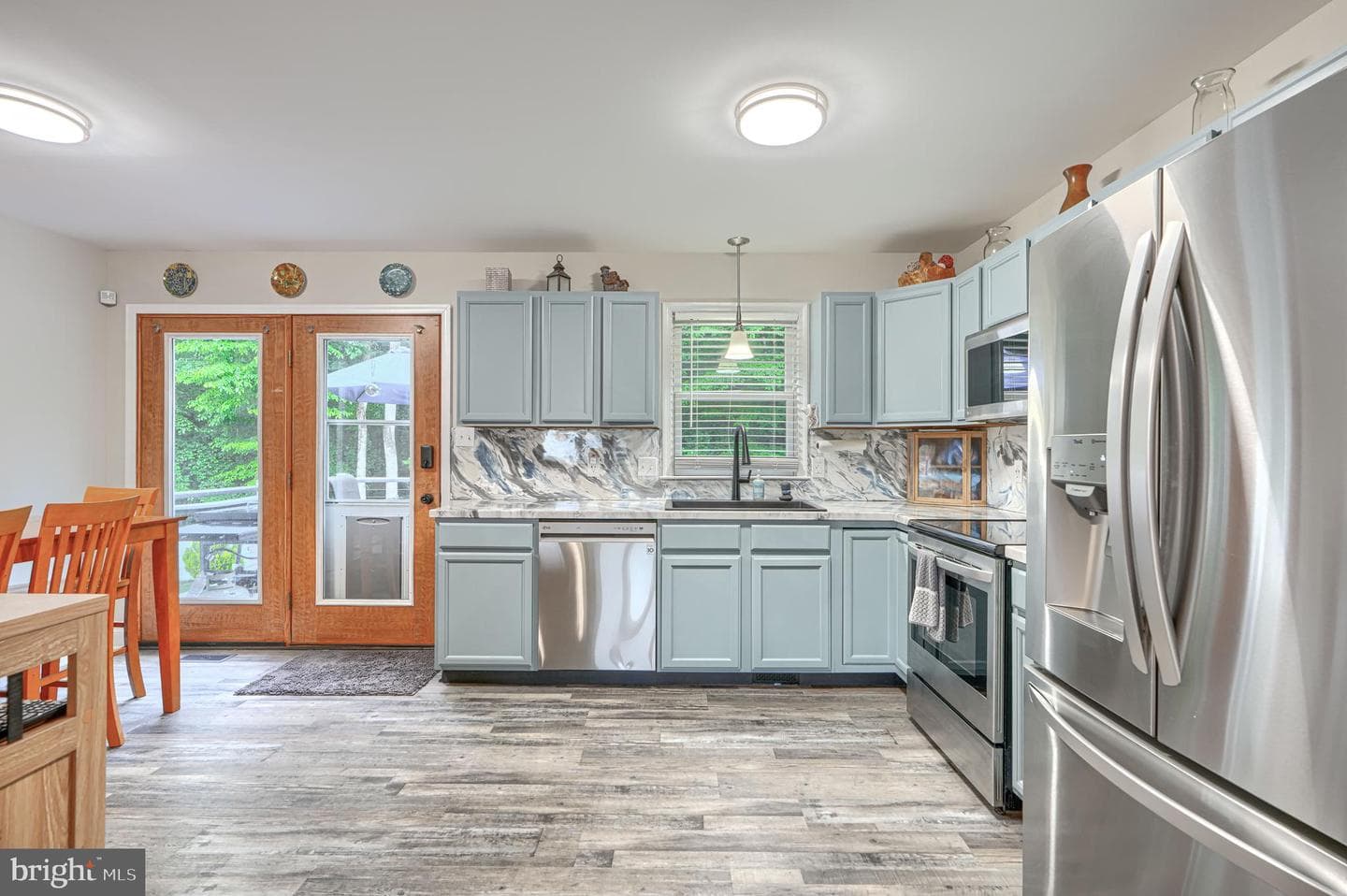 72 Catalpa Drive photo 8