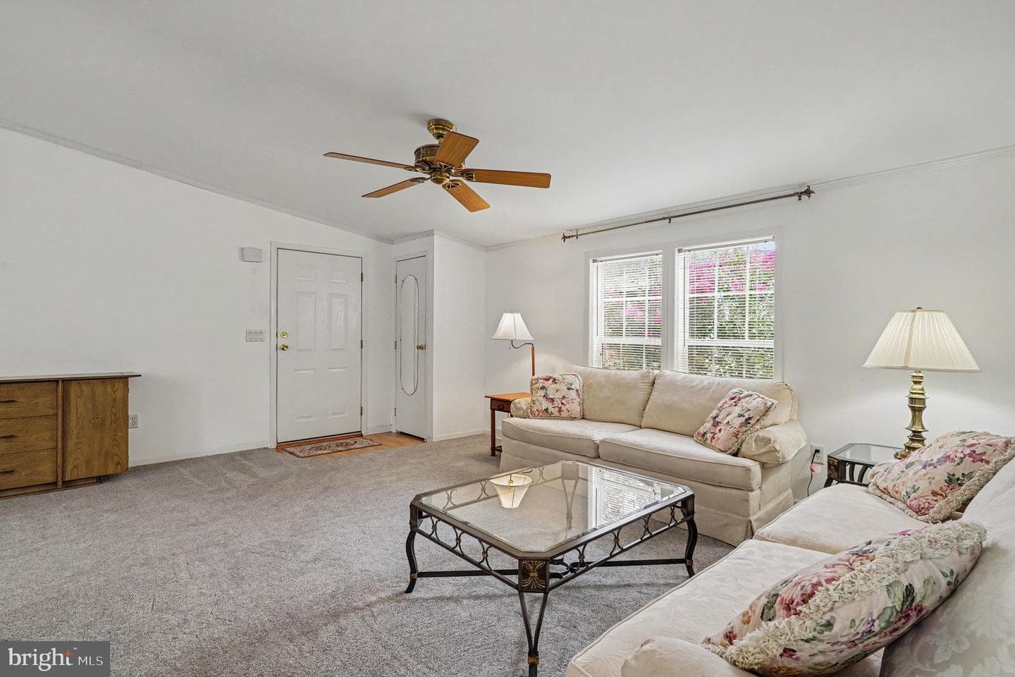 73 Woods Way photo 6