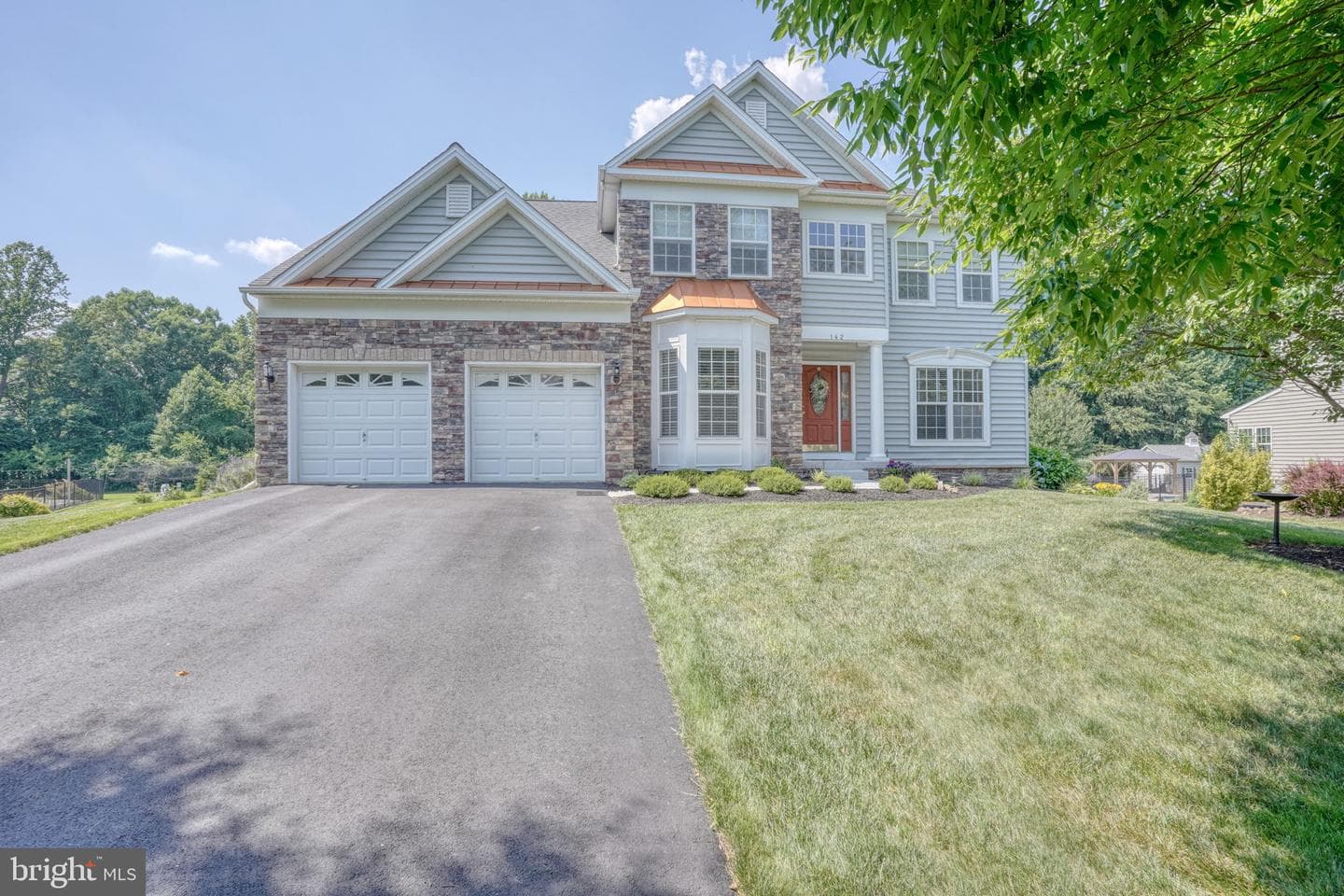 142 Blackborne Drive photo 1