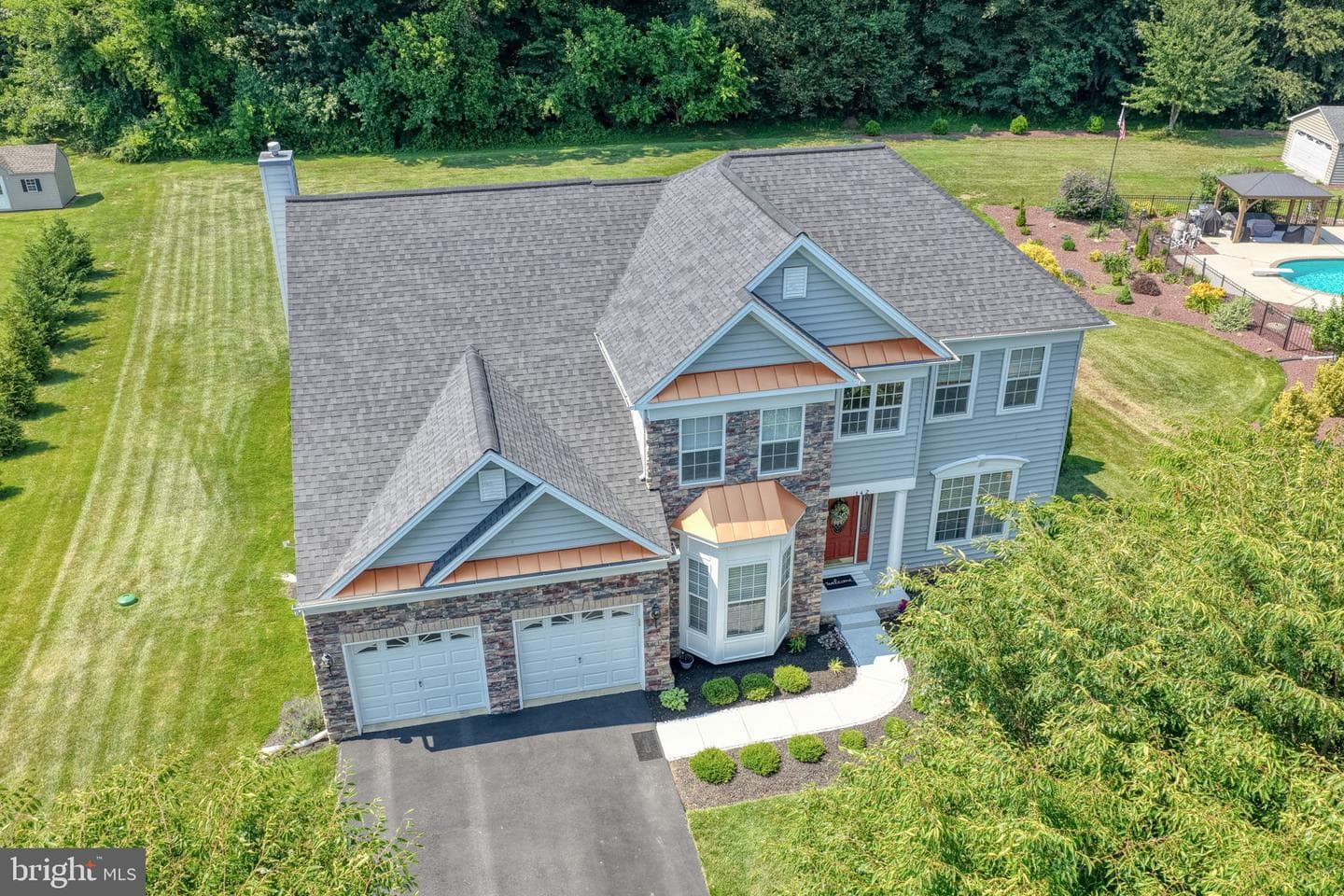 142 Blackborne Drive photo 2