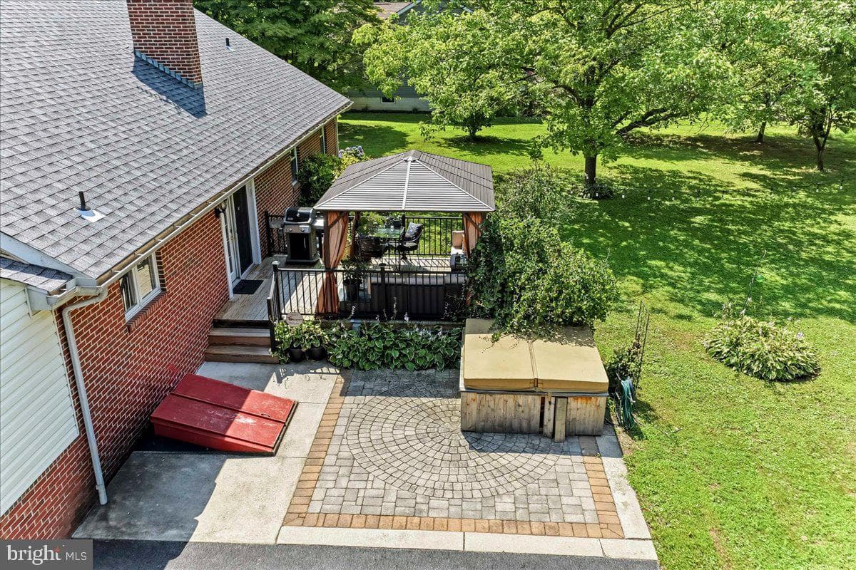 2765 Blue Ball Road photo 54