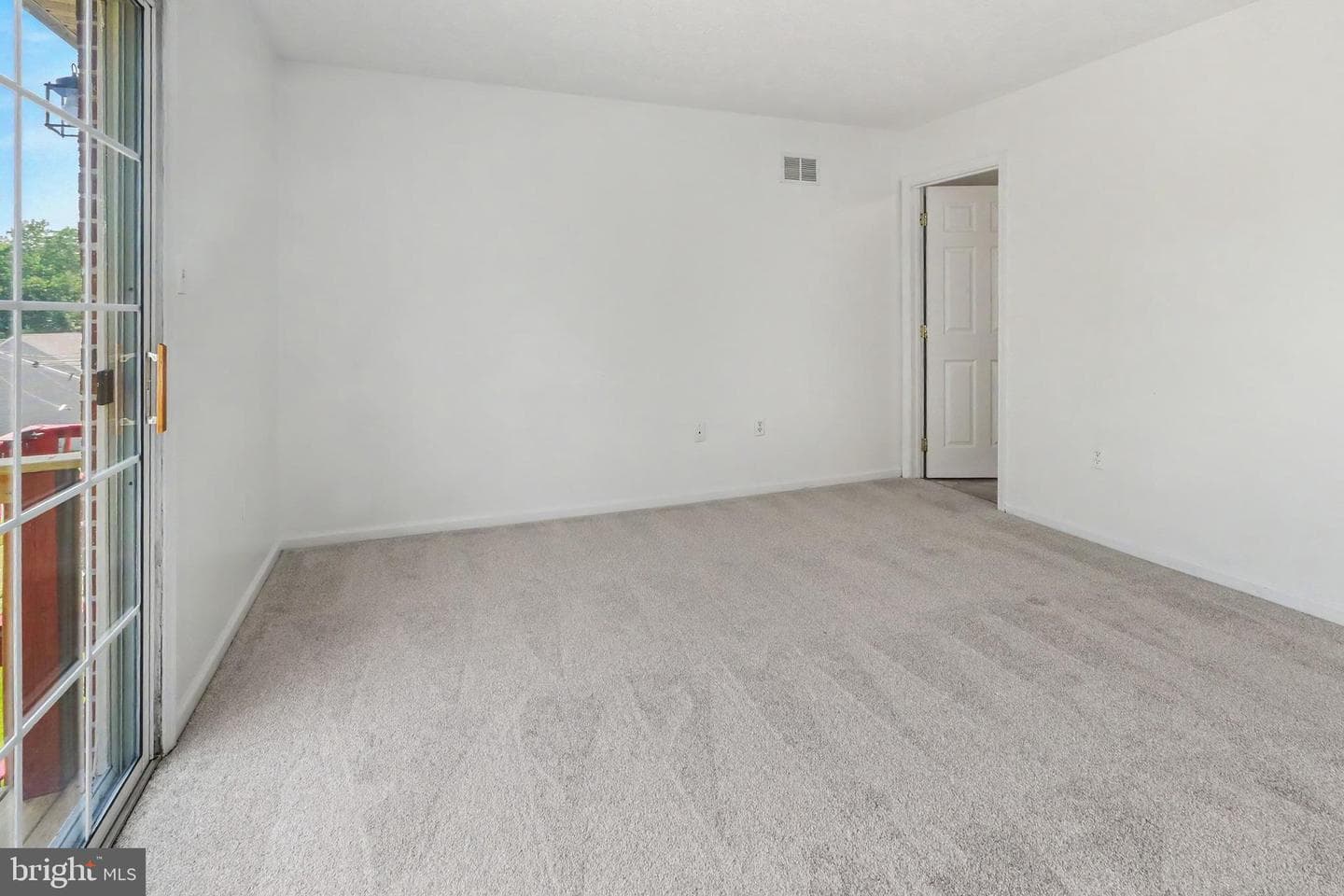 7 Kina Court photo 17