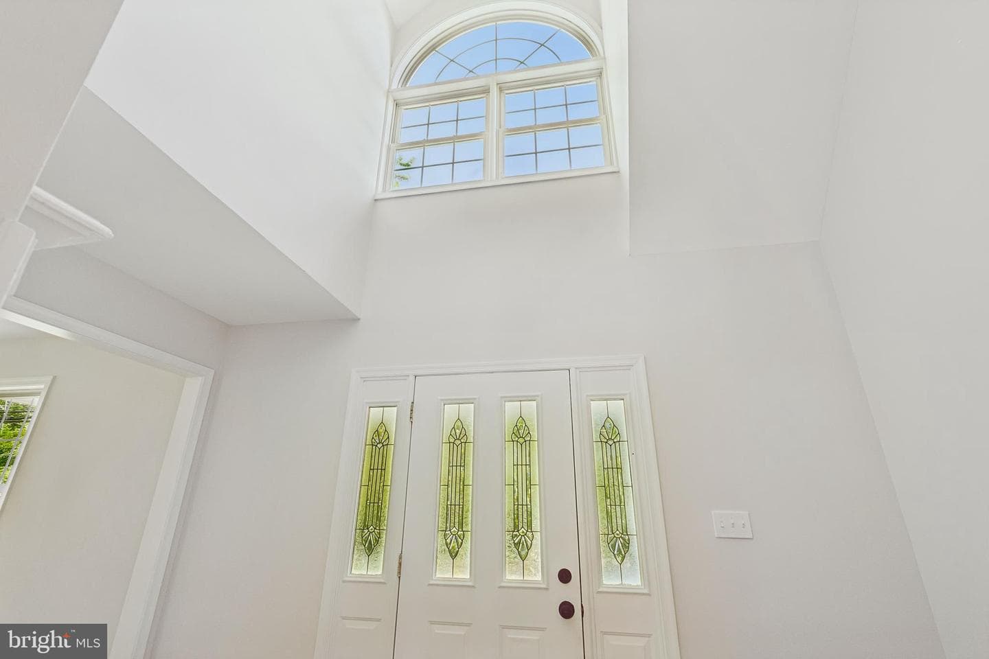 224 W Cecil Avenue photo 16