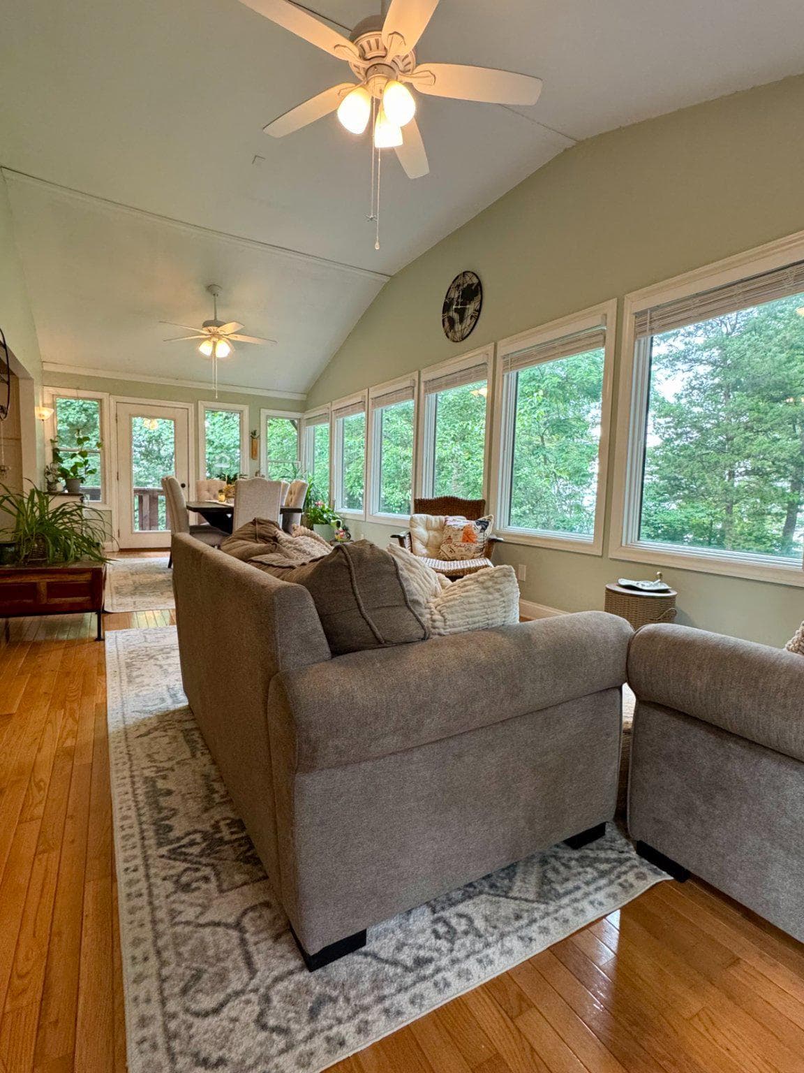 16 Kent Avenue photo 11