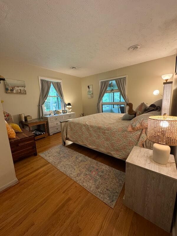 16 Kent Avenue photo 20