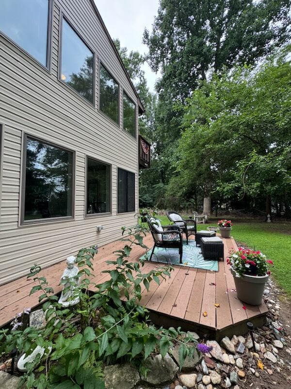 16 Kent Avenue photo 28