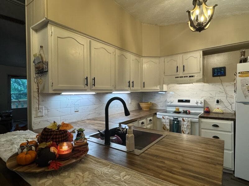 16 Kent Avenue photo 6