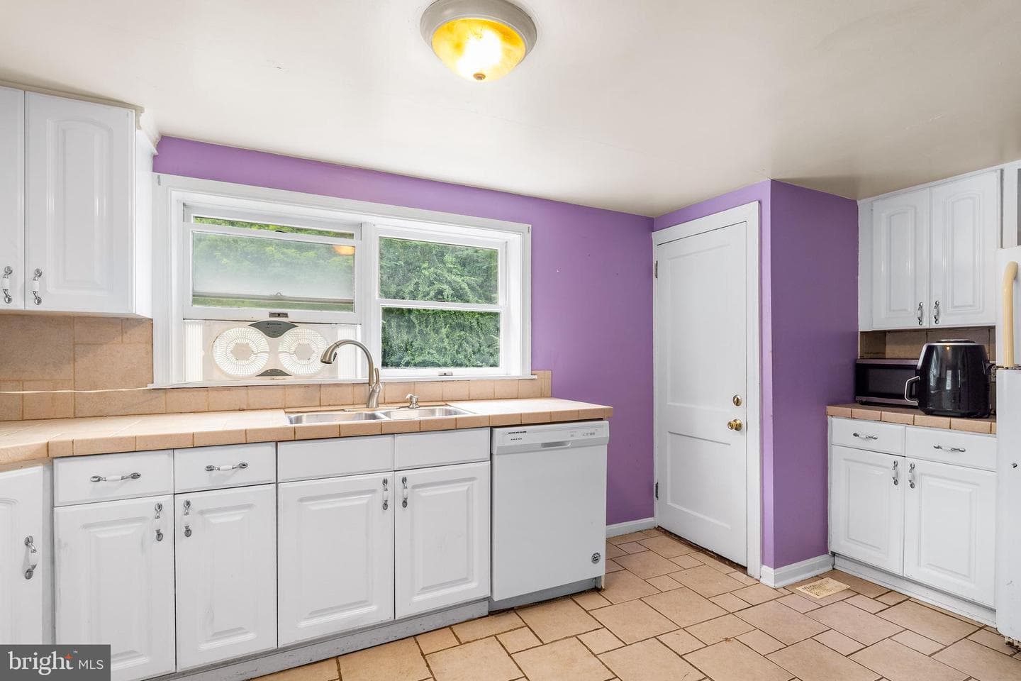 1443 Appleton Road photo 26
