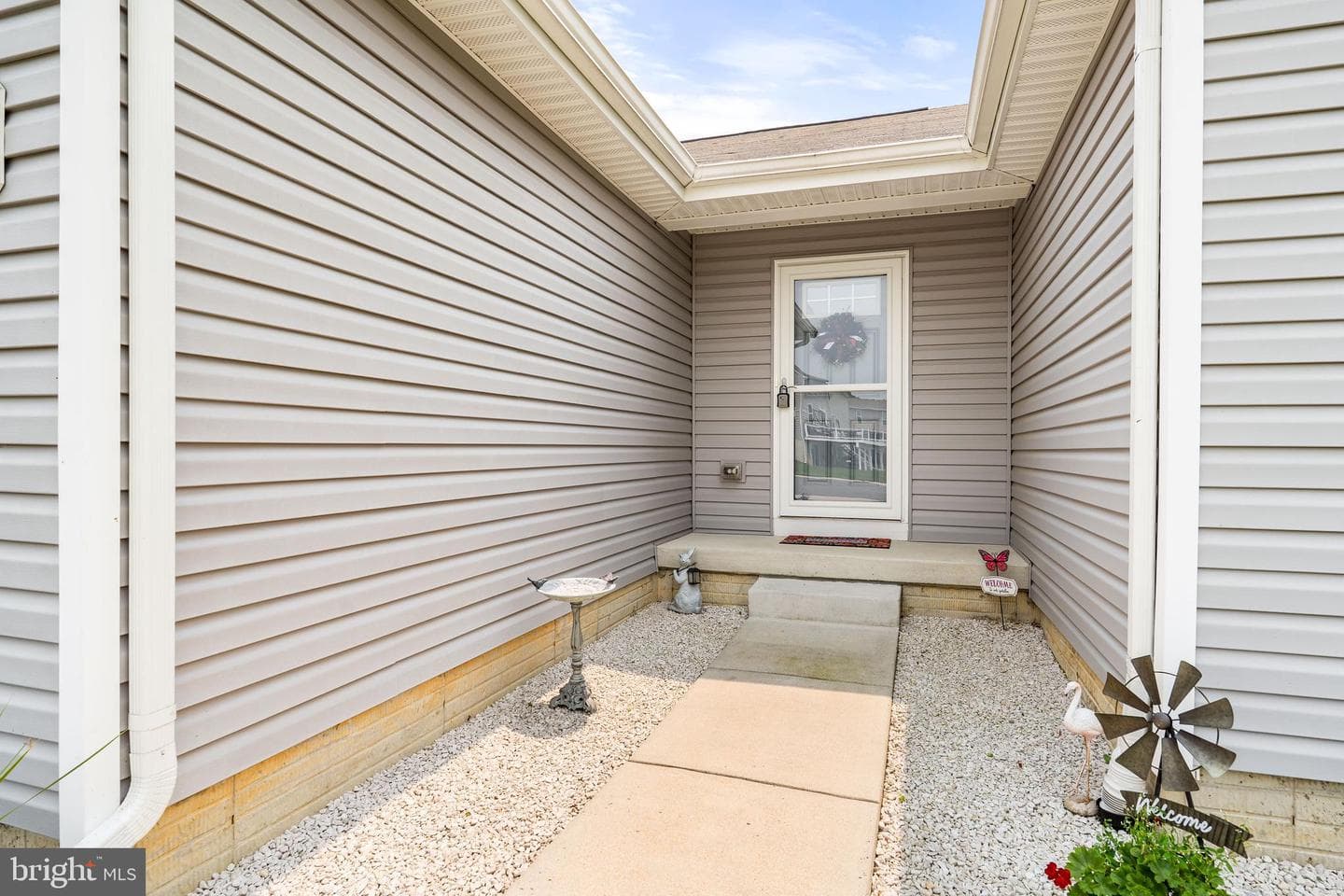 8 Crabapple Court photo 4
