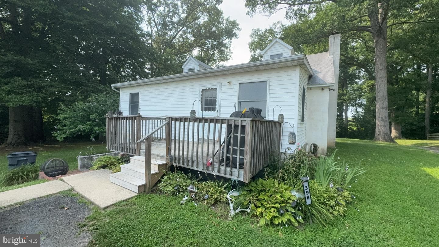398 Brewster Bridge Road photo 2