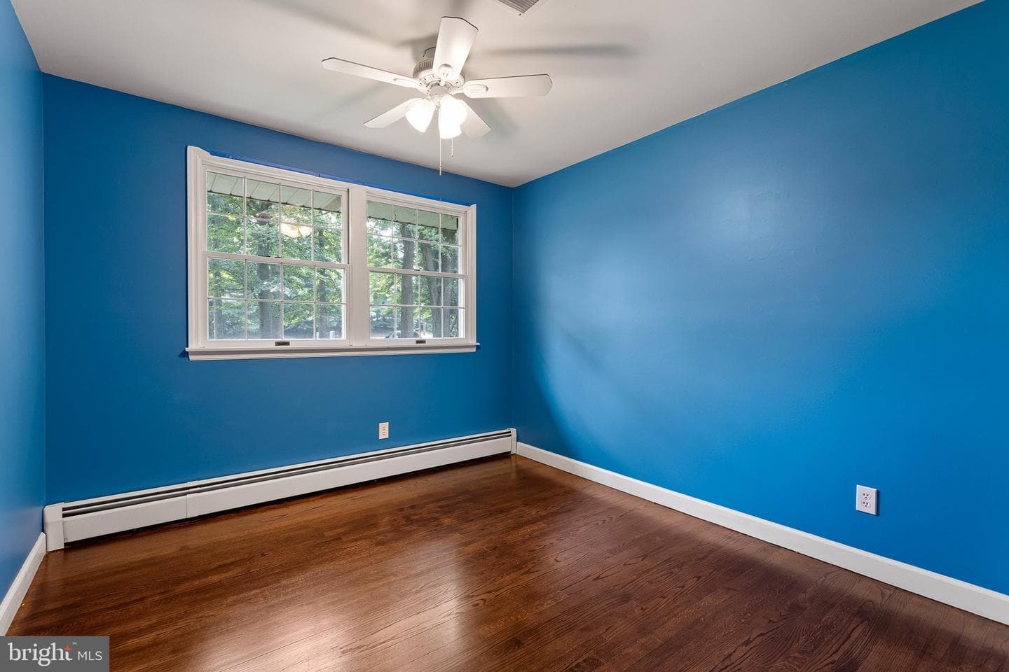 215 Calvert Road photo 17