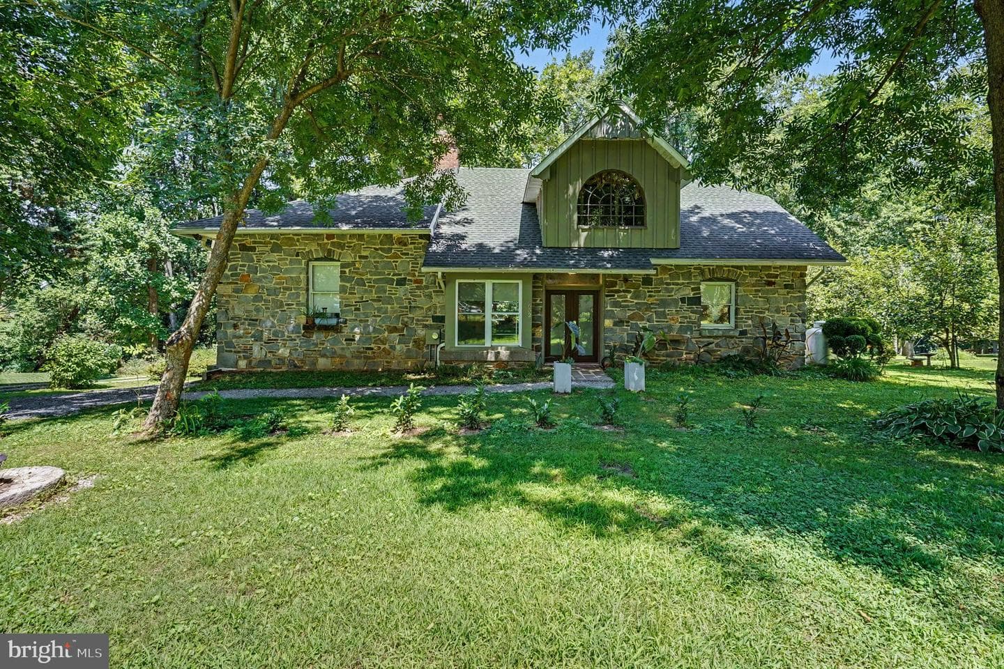 652 Liberty Grove Road photo 1